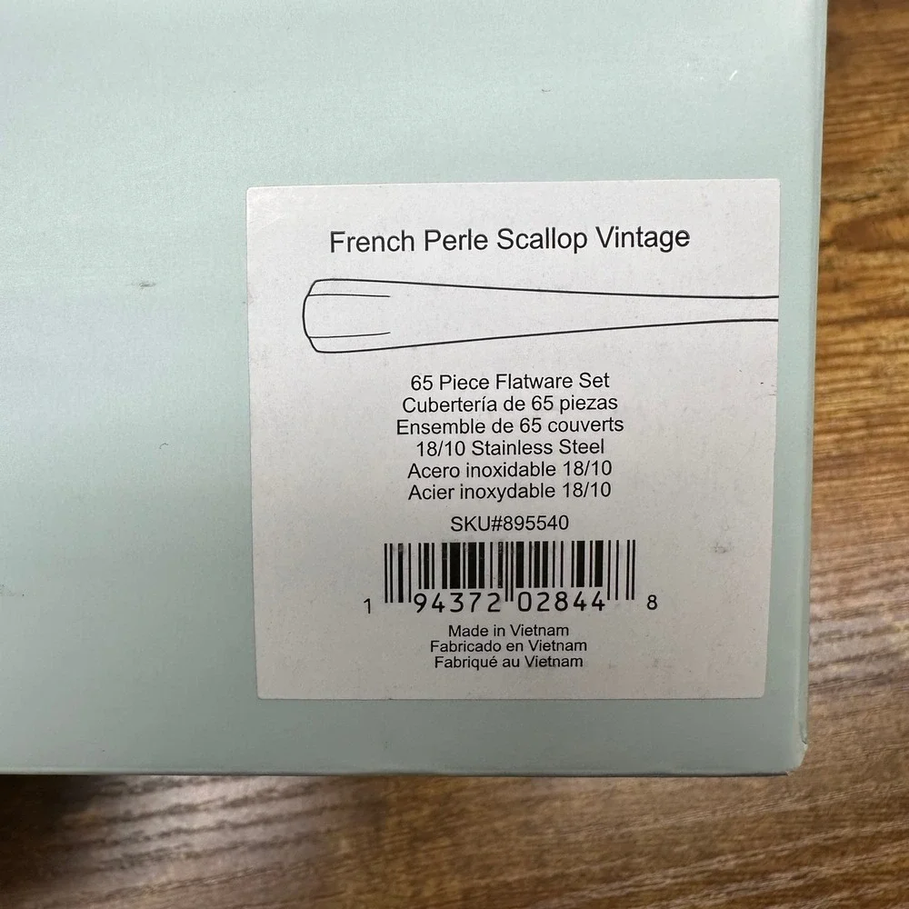 Lenox French Perle Scallop Vintage 65 Piece Flatware Set 18/10 Stainless Steel